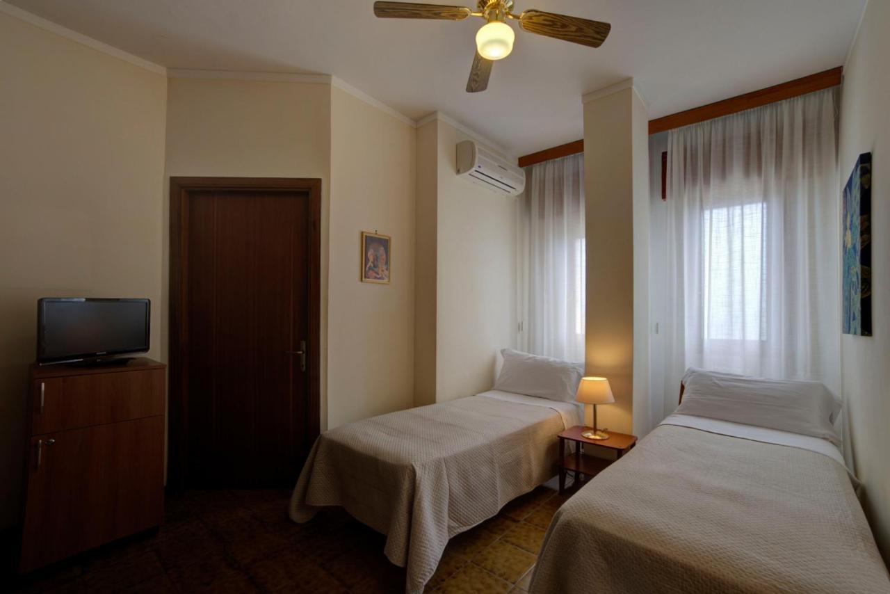 Hotel Sporting Vasto Exteriör bild
